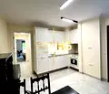 Снимка 3 — Двустаен апартамент с тераса във ВИНС-Червен площад, Варна