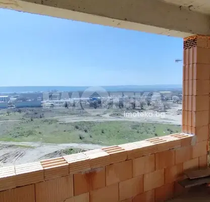 Photo 5 — Two-room apartment with south aspect in Varna, Vladislav Varnenchik