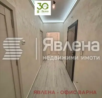 Снимка 5 — Тристаен апартамент във Варна, Владислав Варненчик с тераса