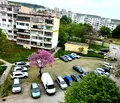 Снимка 2 — 3-стаен апартамент в кв. Владислав Варненчик, Варна, за ремонт