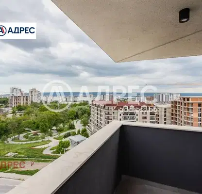 Снимка 4 — Тристаен апартамент в Възраждане 3 с панорамна гледка