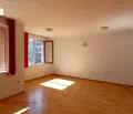Снимка 2 — Тристаен апартамент в Зимно кино Тракия, Варна, 3-ти етаж