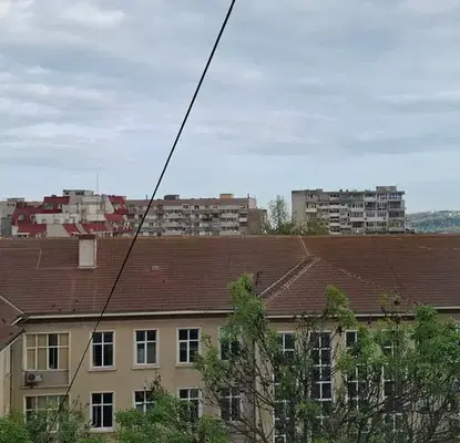 Снимка 2 — 4-стаен апартамент с две тераси в Зимно кино Тракия, Варна
