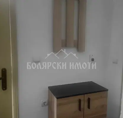 Снимка 3 — Едностаен апартамент в Бузлуджа, Велико Търново, с паркинг
