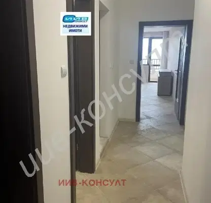 Снимка 3 — Двустаен апартамент във Велико Търново, Център