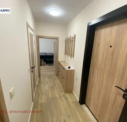 Снимка 4 — Едностаен апартамент във Враца, Дъбника