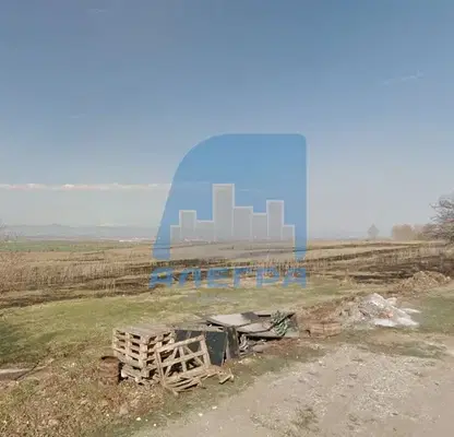 Photo 2 — Plot in Lozen