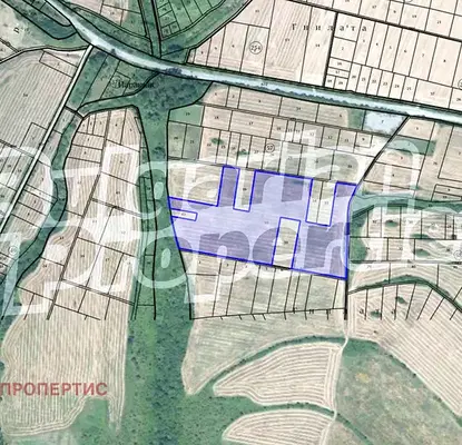 Photo 2 — Plot in област София, Novi Han