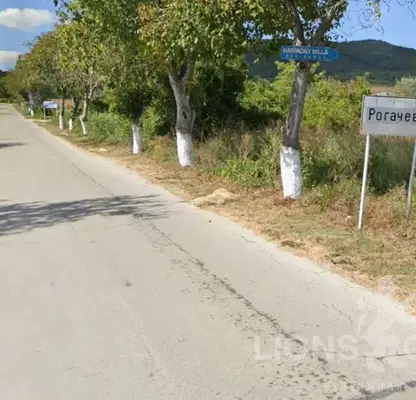 Photo 2 — Plot in Oblast Dobrich, Rogachevo