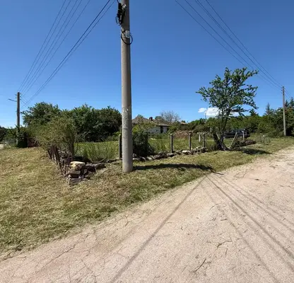 Photo 3 — Plot in Oblast Pernik, Sadovik