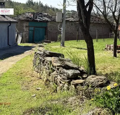 Photo 2 — Plot in Oblast Gabrovo, Uzunite