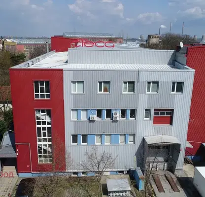 Снимка 3 — Промишлена сграда в Русе, Цветница