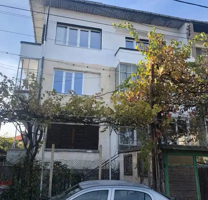 Снимка 2 — Етаж от къща в Кюстендил, Могилата