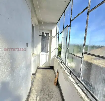 Photo 5 — Floor of House in Oblast Tyrgovishte, Omurtag