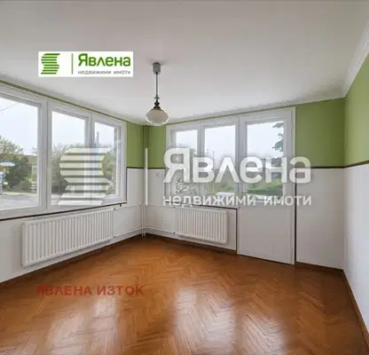 Photo 4 — Floor of House in Pernik, Vasil Levski