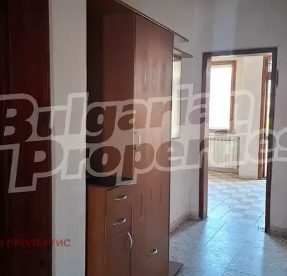 Photo 2 — Floor of House in Oblast Blagoevgrad, Razlog