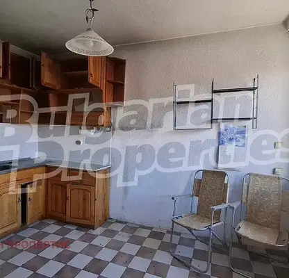 Photo 4 — Floor of House in Oblast Blagoevgrad, Razlog