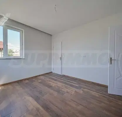 Photo 4 — Floor of House in Sofiya, Levski