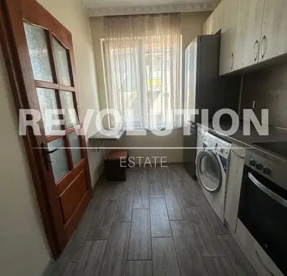 Photo 3 — Floor of House in Varna, Vinica