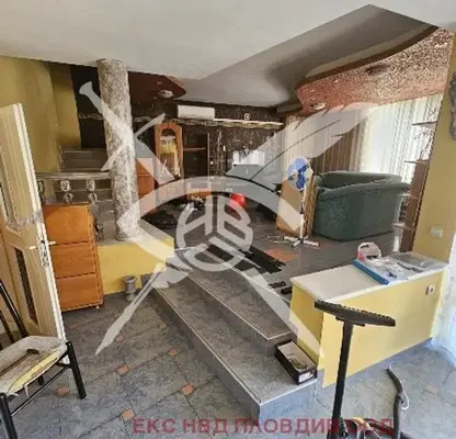 Снимка 4 — Просторна къща с 5 спални в Асеновград с гараж и фитнес