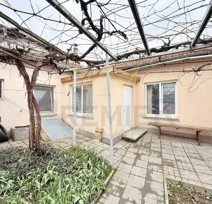 Photo 2 — House in Dobrich, Pineta