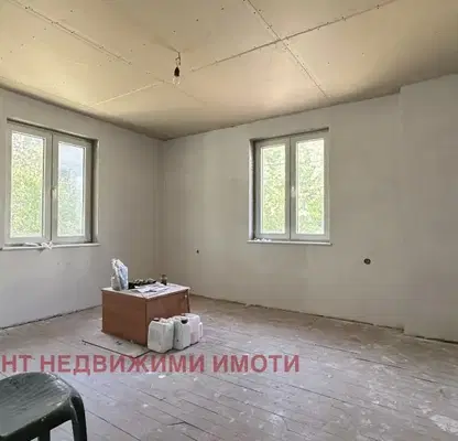 Снимка 2 — Къща в Габрово, Център