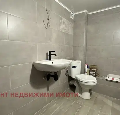 Снимка 5 — Къща в Габрово, Център