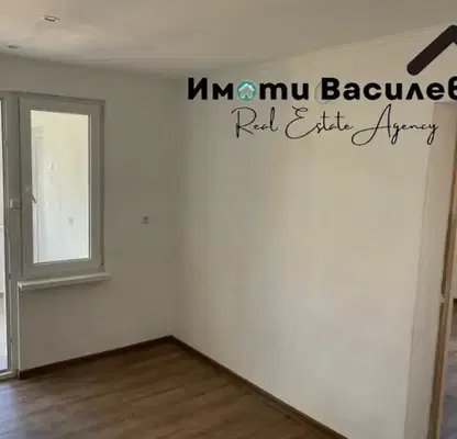 Photo 3 — House in област София, Godech