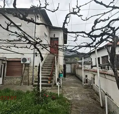 Снимка 3 — Къща в Стара Загора, Мъглиж