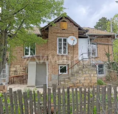 Photo 2 — House in Oblast Shumen, Novi Pazar