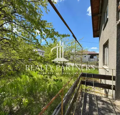 Photo 5 — House in Pernik, Kalkas