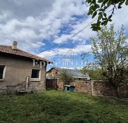 Снимка 4 — Къща в Перник, Кошаревска махала
