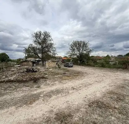 Photo 2 — House in Oblast Shumen, Pliska