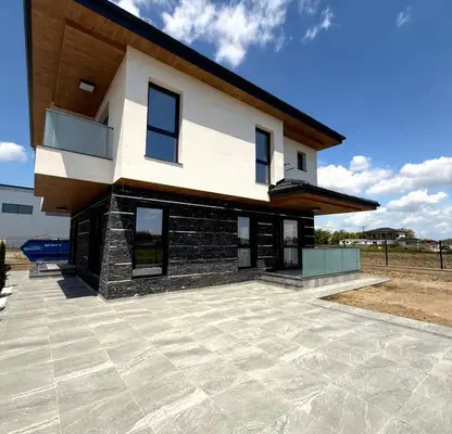 Photo 5 — House in Plovdiv, Komatevo