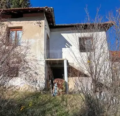 Photo 4 — House in област София, Belchin