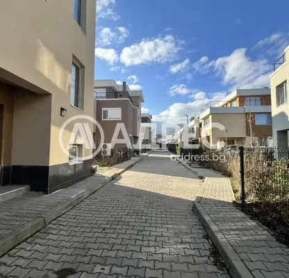 Photo 2 — House in Bistrica
