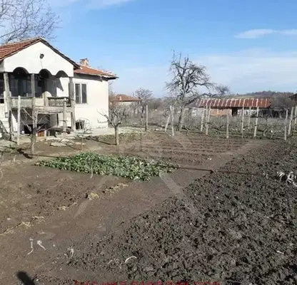 Photo 2 — House in Oblast Plovdiv, Bogdanica