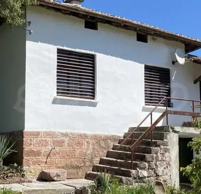 Photo 3 — One-story house with 2 bedrooms in Borovitsa village, Vidin region