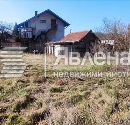 Снимка 4 — Къща в Перник, с. Боснек