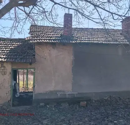 Снимка 4 — Къща във Велико Търново, с. Бутово