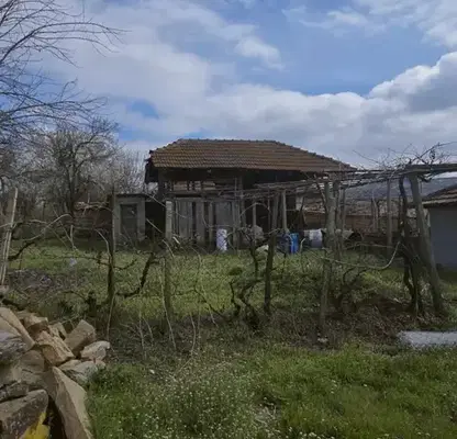 Снимка 3 — Къща във Велико Търново, с. Добри дял