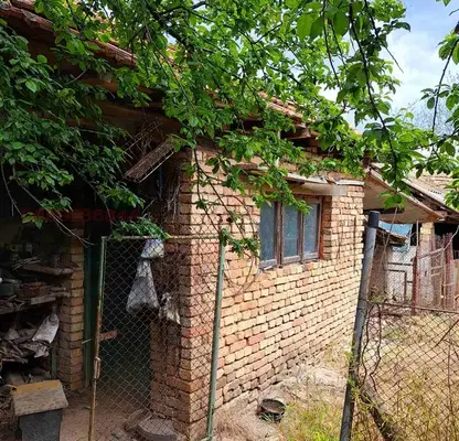 Снимка 3 — Къща във Варна, с. Доброплодно
