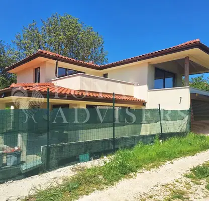 Photo 3 — House in Oblast Varna, Dolishte