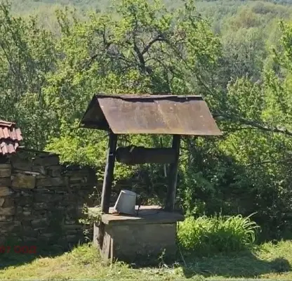 Снимка 4 — Къща в Ловеч, с. Голец