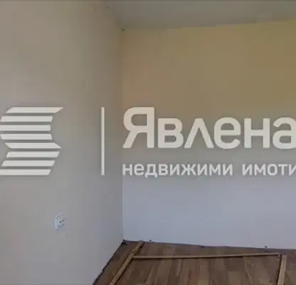 Снимка 2 — Къща в Перник, с. Гълъбник