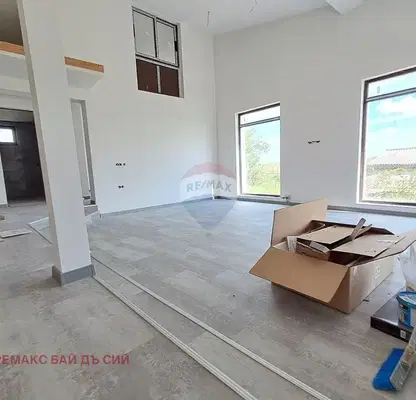 Photo 3 — House in Oblast Varna, Izgrev