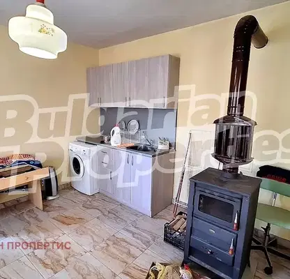 Снимка 3 — Къща в Пазарджик, с. Калугерово