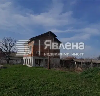 Снимка 3 — Къща с 5 стаи и голям двор в с. Манолско Конаре, обл. Пловдив