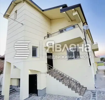 Photo 2 — House in Oblast Plovdiv, Markovo
