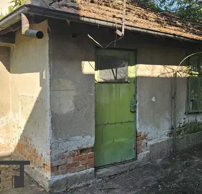 Снимка 3 — Къща с 2 спални и гараж в с. Николово, обл. Русе